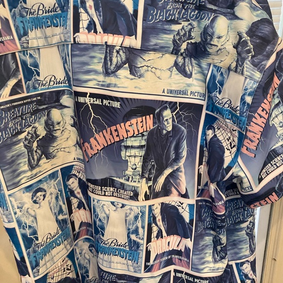 SOLD ON POP Dolls Kill X Universal Monsters Shirt button up - Picture 5 of 10